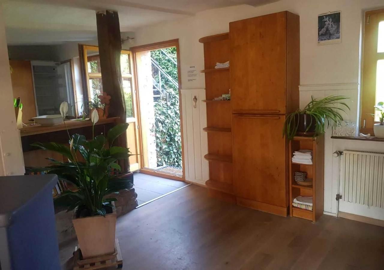 Aeltestes Haus In Quentel - Ferienwohnung 1 Mit Kleinem Garten Hessisch Lichtenau Luaran gambar